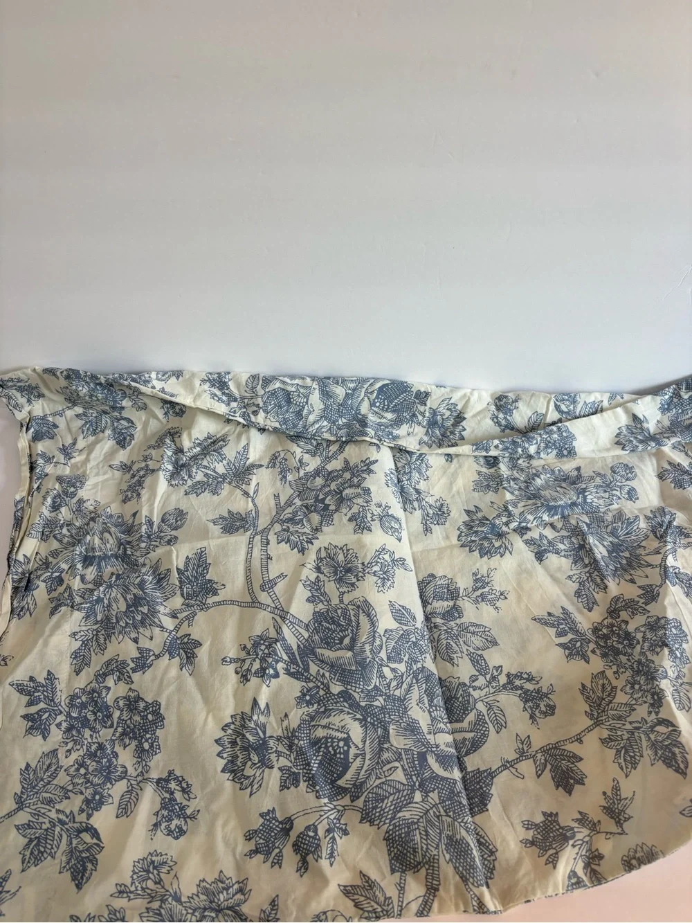 NWOT Urban Outfitters Toile Sham Set